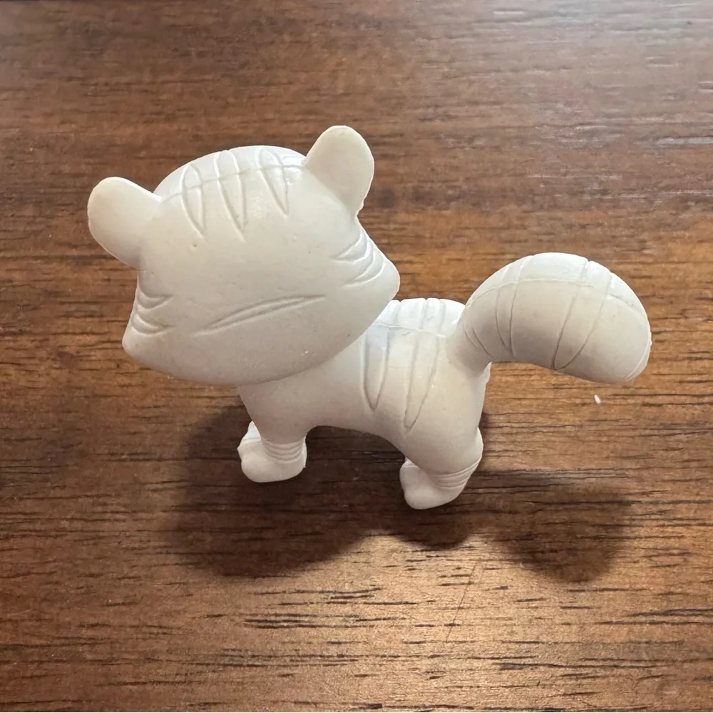 Paw‎ Patrol Spin Master White Cat Kitty Replacement Accessory Figure
